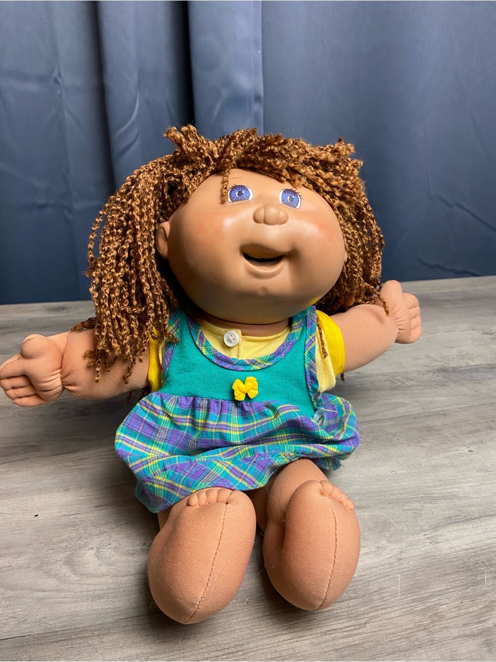 Vintage Snacktime Cabbage Patch Doll, Original Clothing, Purple Dress.